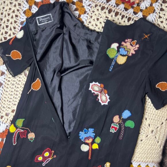 Diagram GRACE CONTINENTAL animal beaded dress - Picture 9 of 13